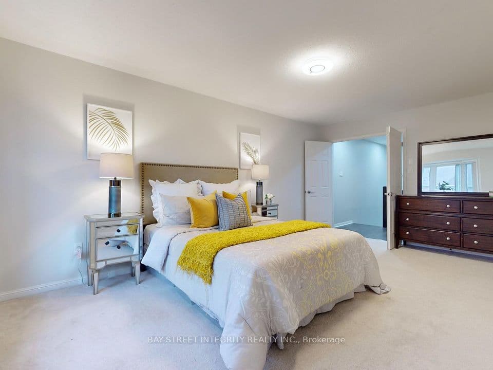 Home staging at Winn Pl — project photograph 7