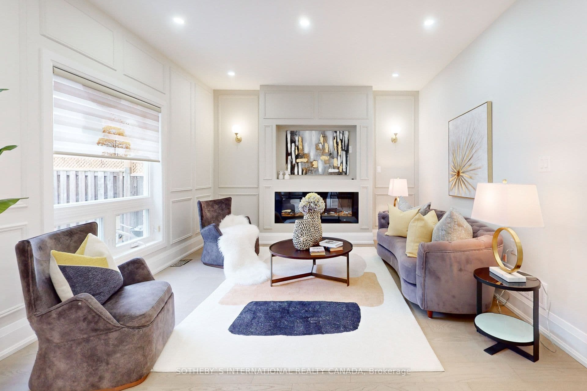 Home staging at Sandbanks Dr — project photograph 5