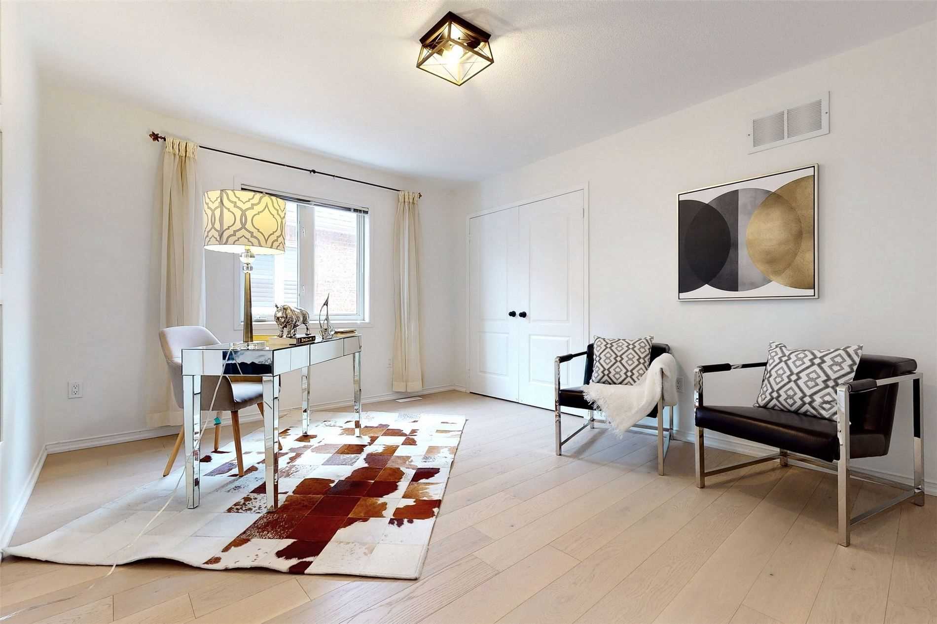 Home staging at Greenbank Dr — project photograph 14
