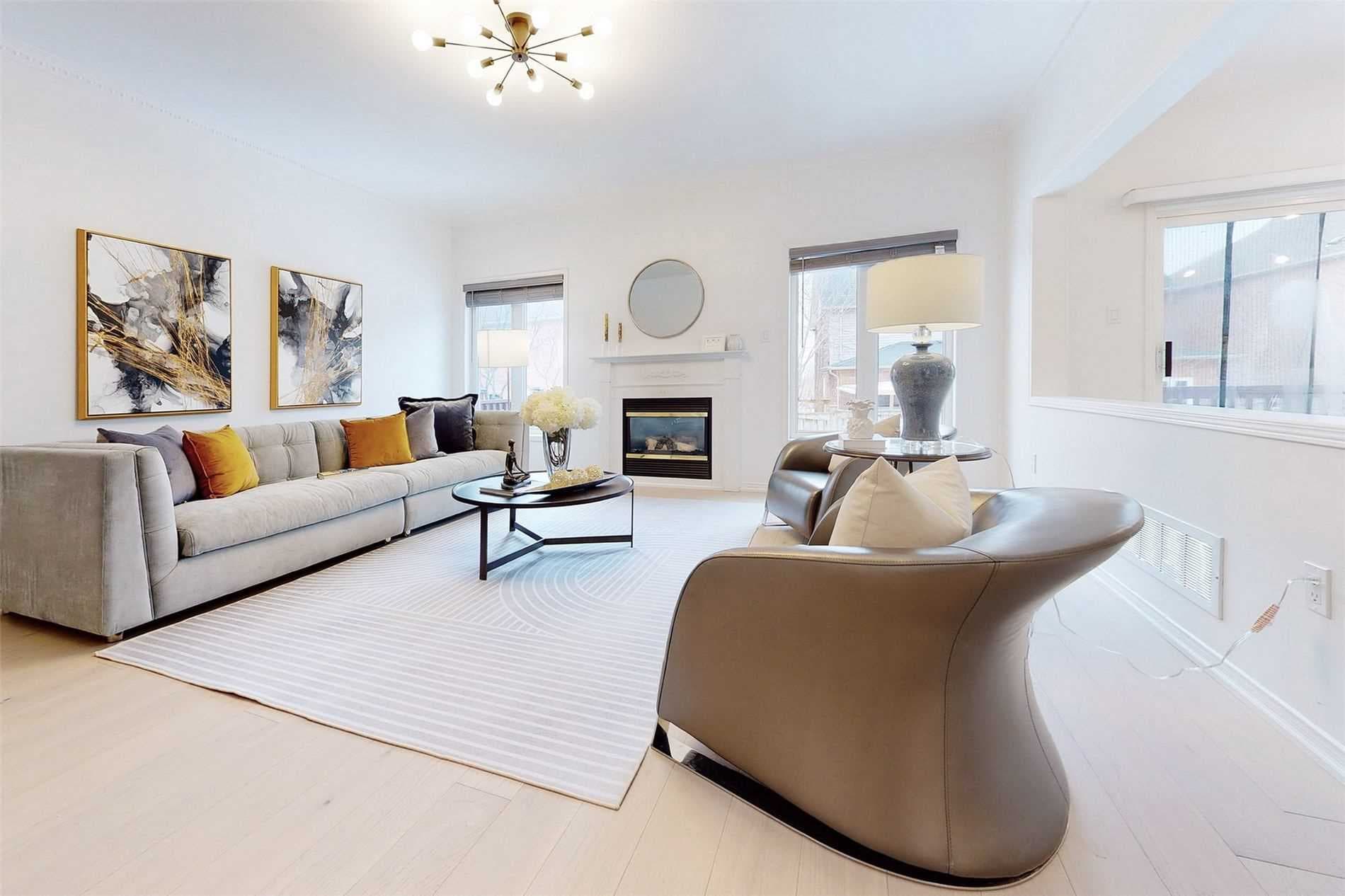 Home staging at Greenbank Dr — project photograph 4