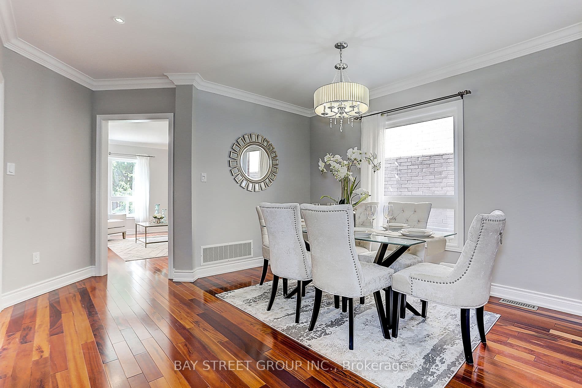 Home staging at Aztec Ct — project photograph 7