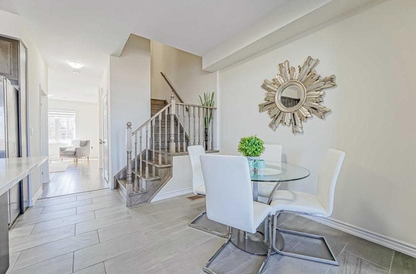 Home staging at Isabella Peach Dr — project photograph 3
