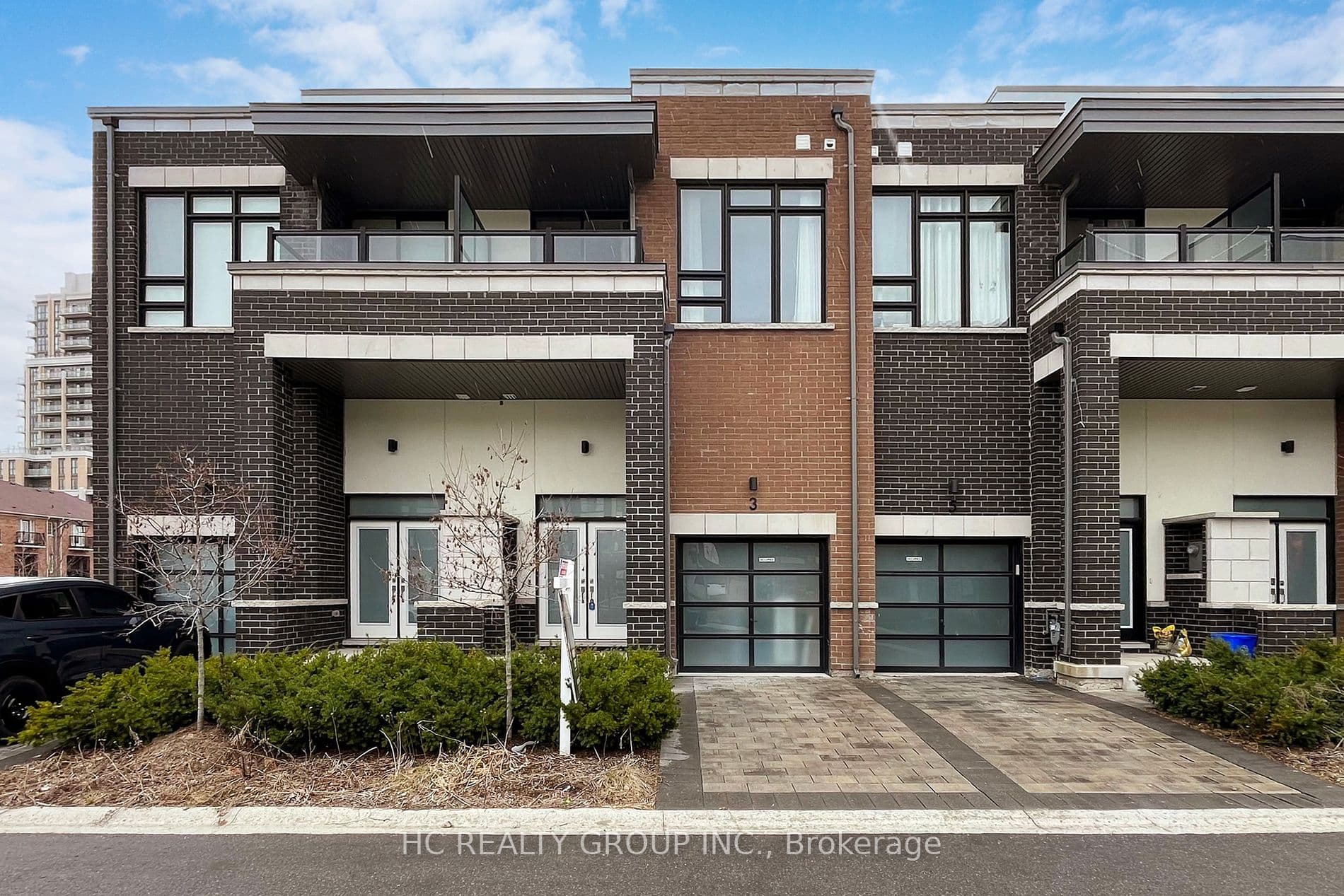 Home staging at Beer Ln — project photograph 1
