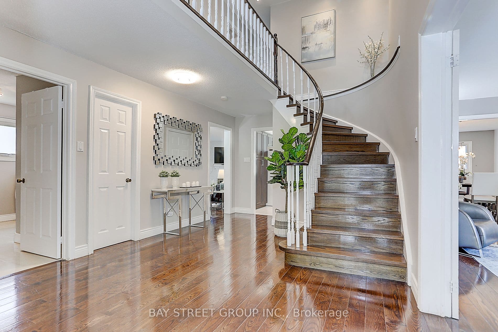 Home staging at Delancey Crescent — project photograph 6