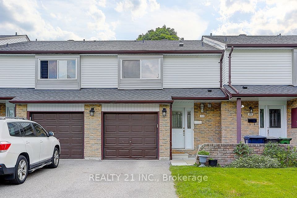 Home staging at Malvern St — project photograph 1