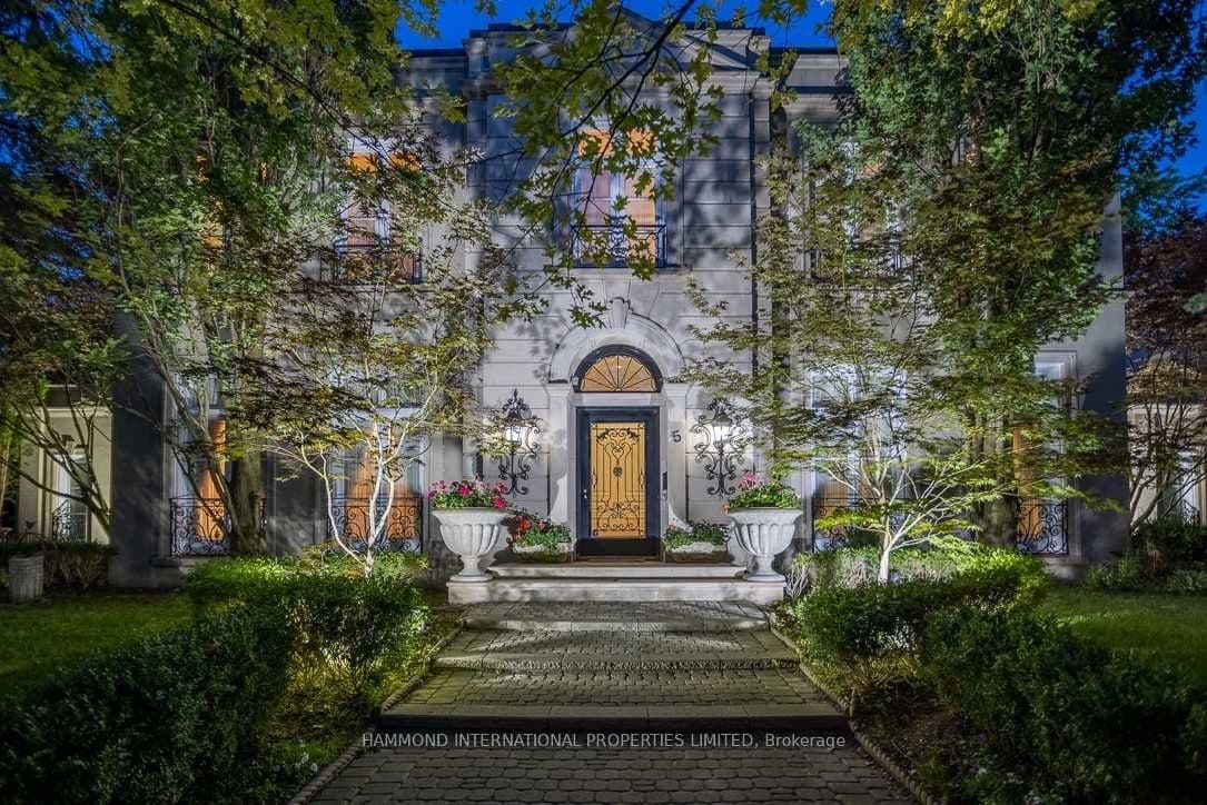 Home staging at Fairfield Pl — project photograph 1