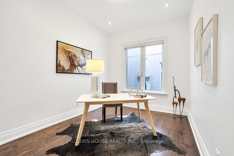 Home staging at Pleasant Ave — project photograph 5