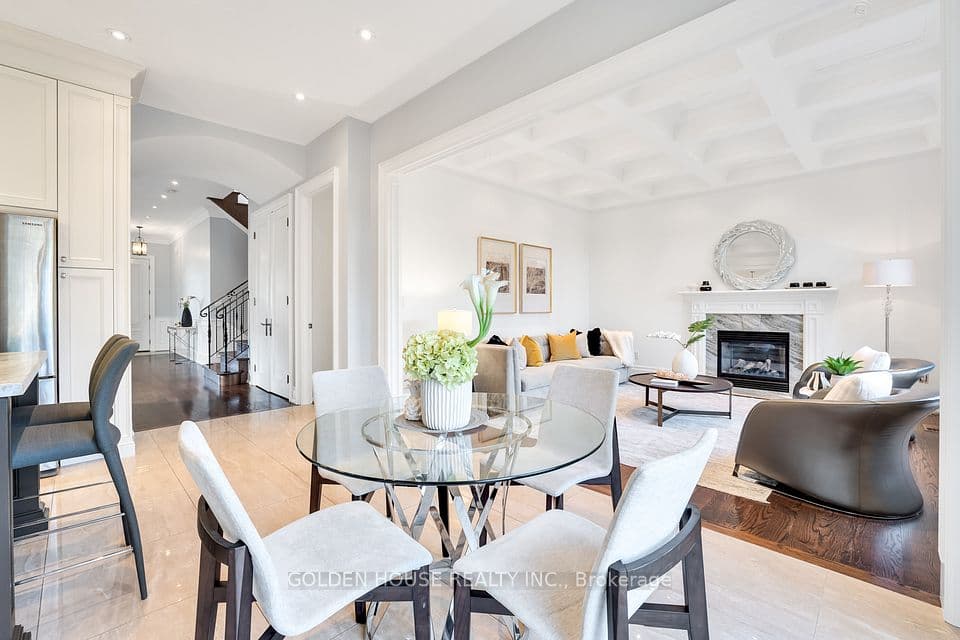 Home staging at Pleasant Ave — project photograph 8