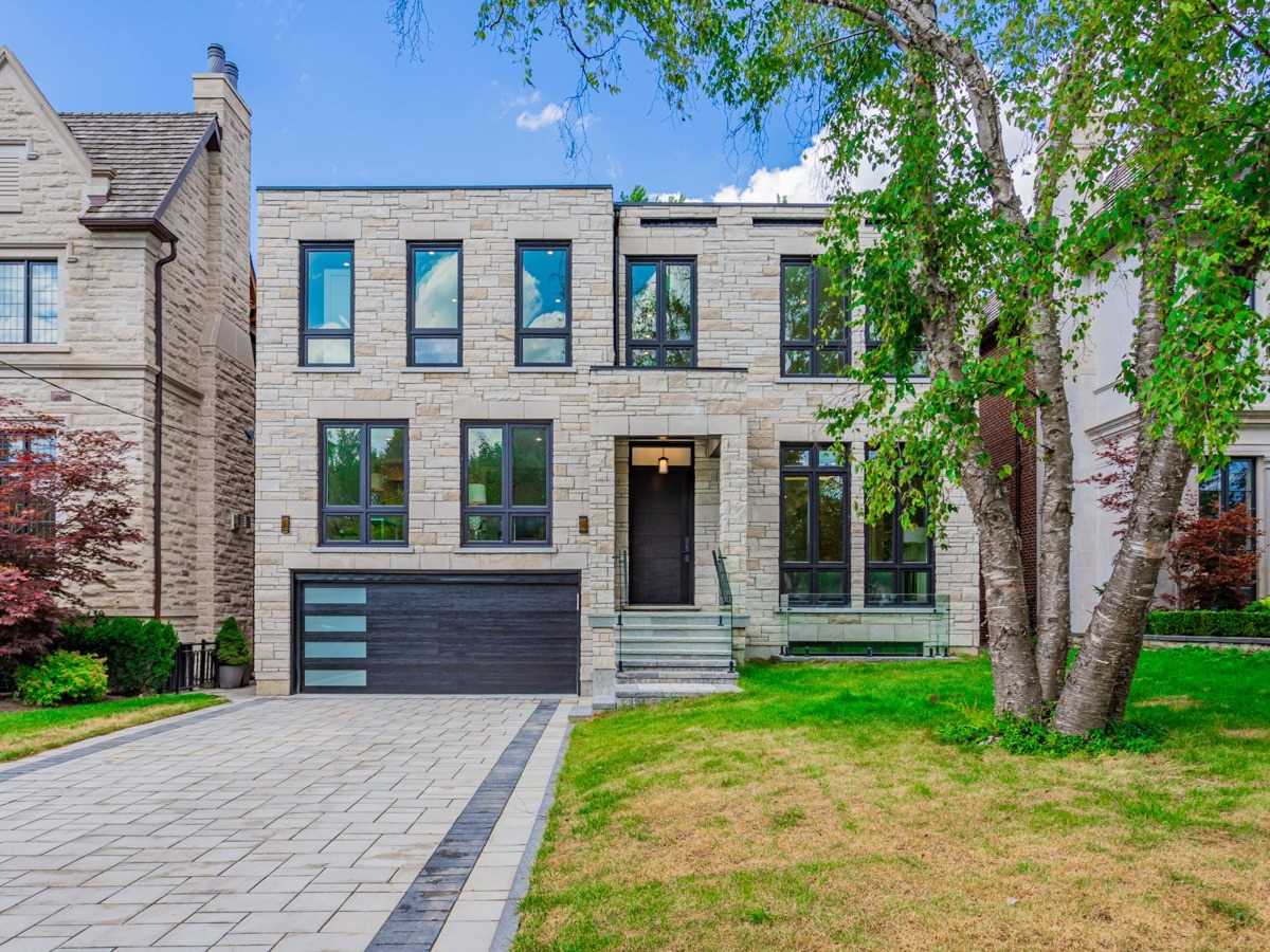 Home staging at Ardmore Rd — project photograph 1