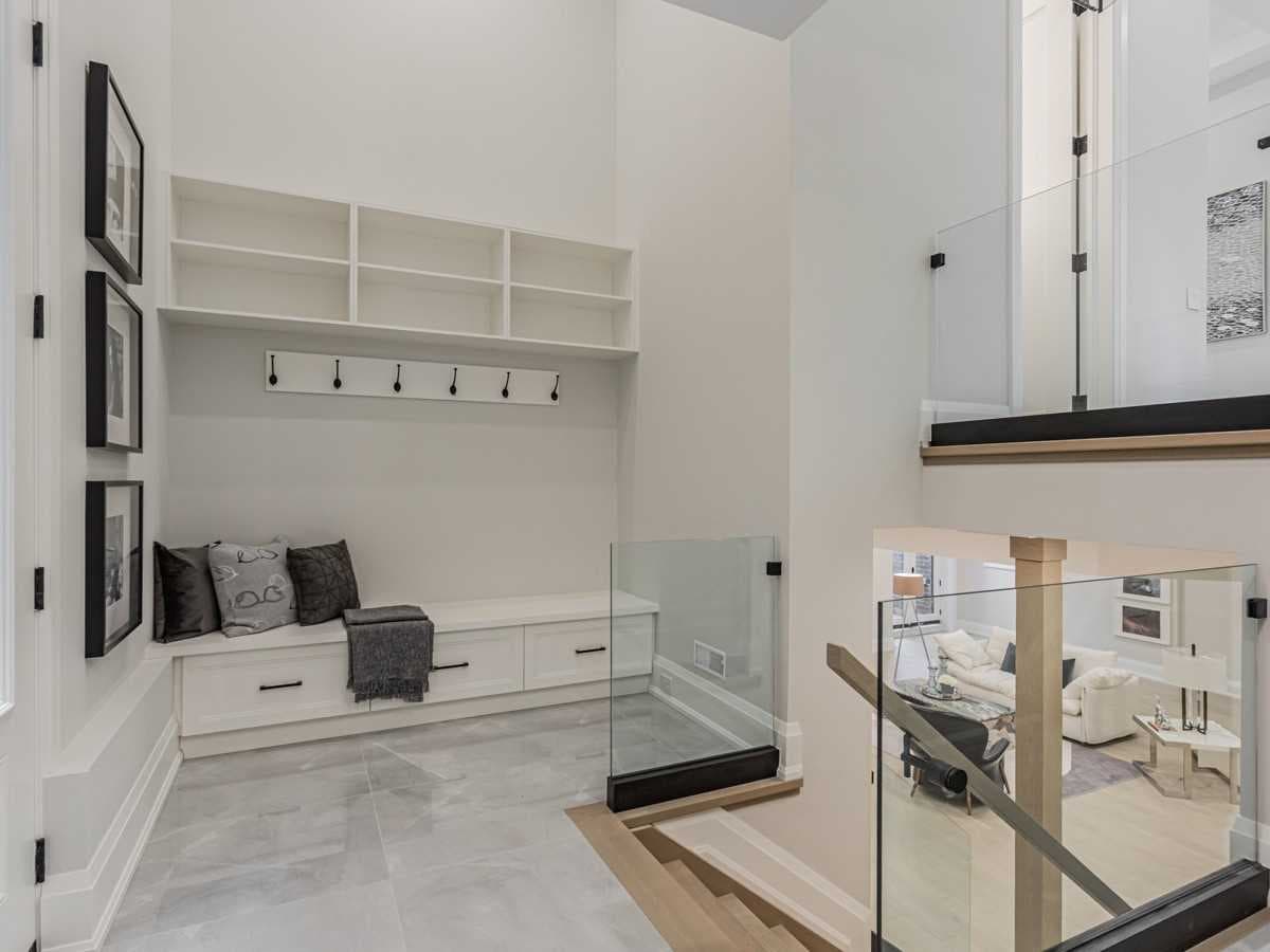 Home staging at Ardmore Rd — project photograph 14