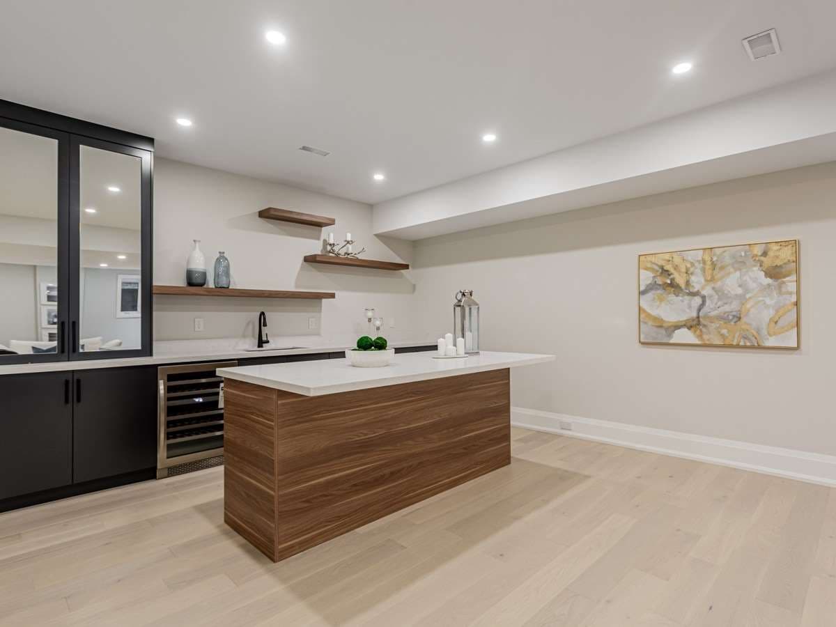 Home staging at Ardmore Rd — project photograph 18