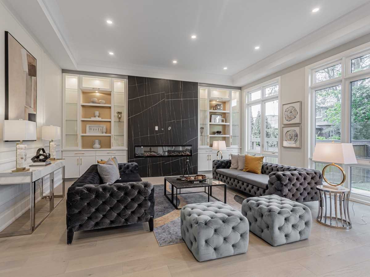 Home staging at Ardmore Rd — project photograph 24