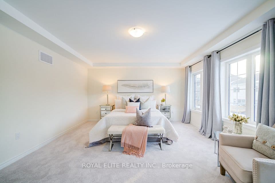 Home staging at Silk Twist Dr — project photograph 7