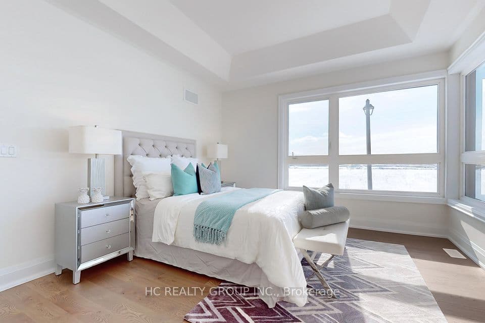 Home staging at Boiton St — project photograph 5