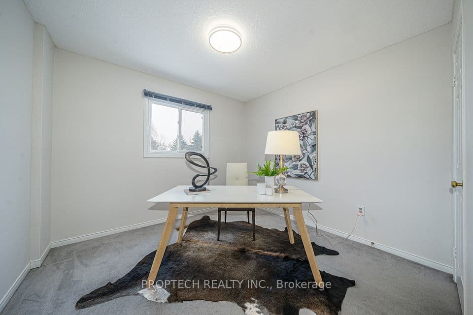 Home staging at Kemano Rd — project photograph 3