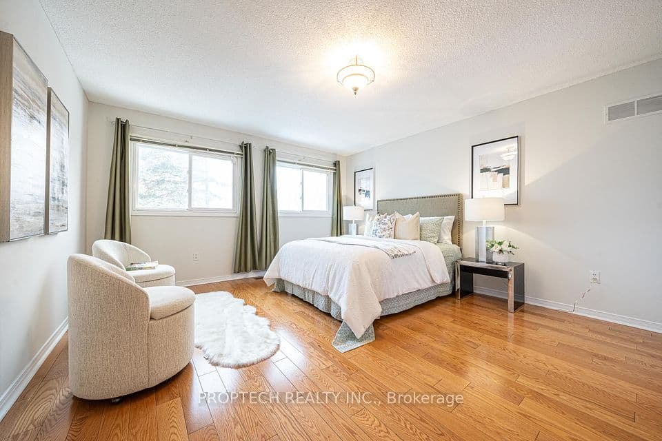 Home staging at Kemano Rd — project photograph 5