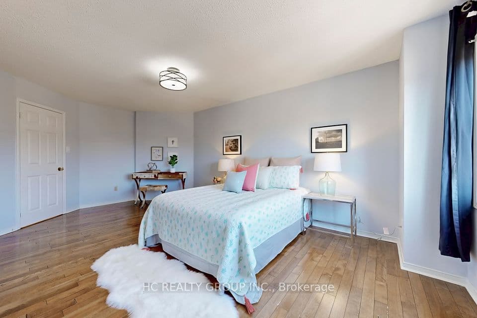 Home staging at Vanrose St — project photograph 12