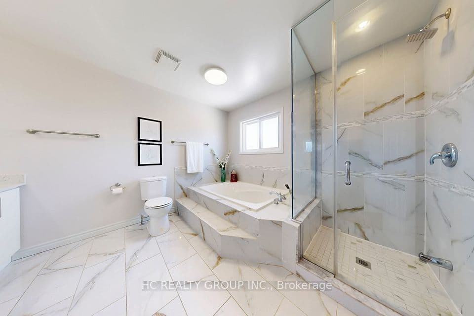 Home staging at Vanrose St — project photograph 9