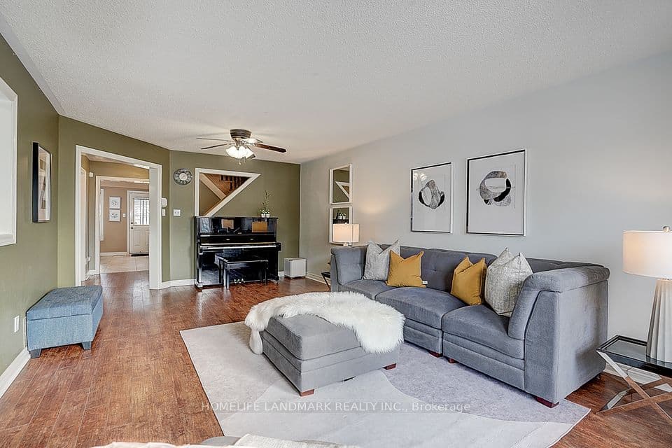 Home staging at Milloy Pl — project photograph 3