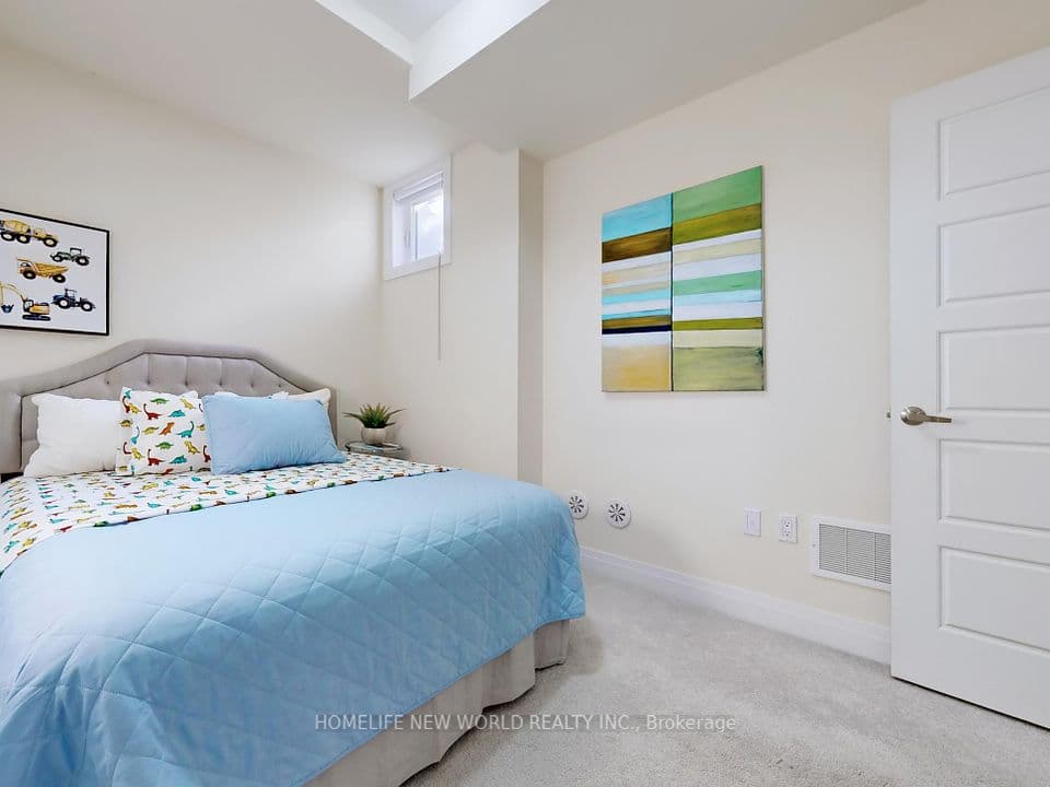 Home staging at Lawrence Ave W — project photograph 5