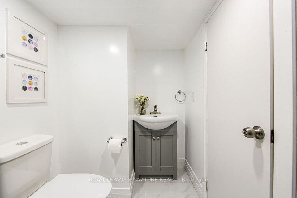 Home staging at Wadsworth Blvd — project photograph 3