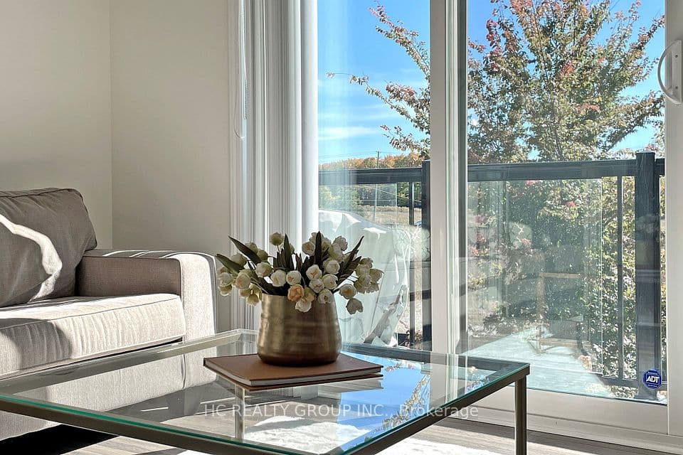 Home staging at Arthur Bonner Ave — project photograph 4