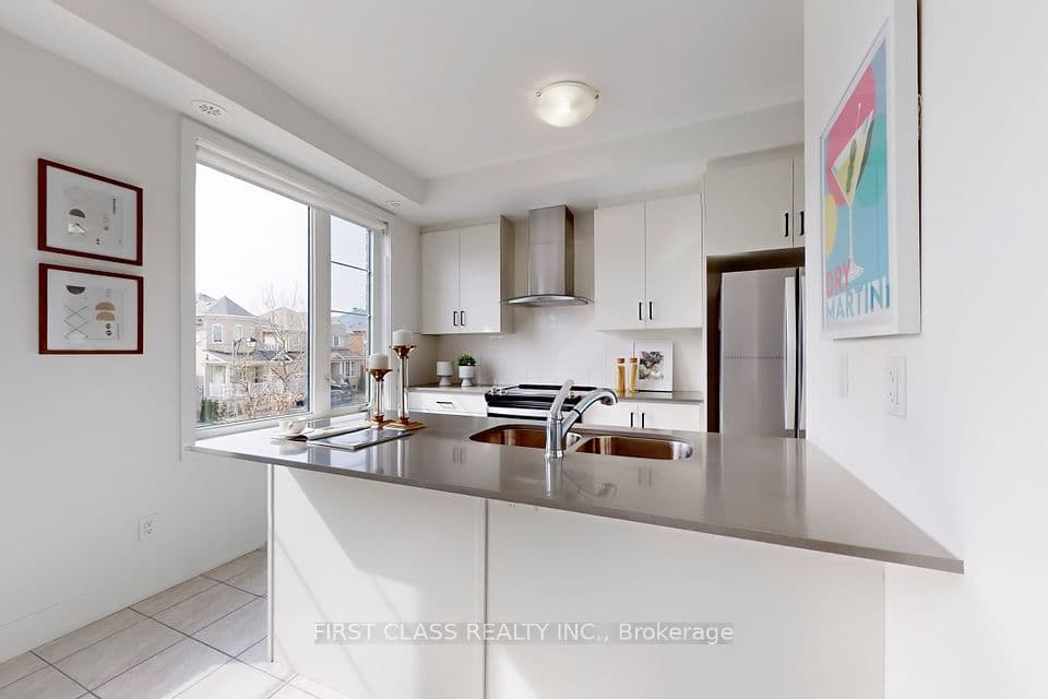 Home staging at Carole Bell Wy — project photograph 13