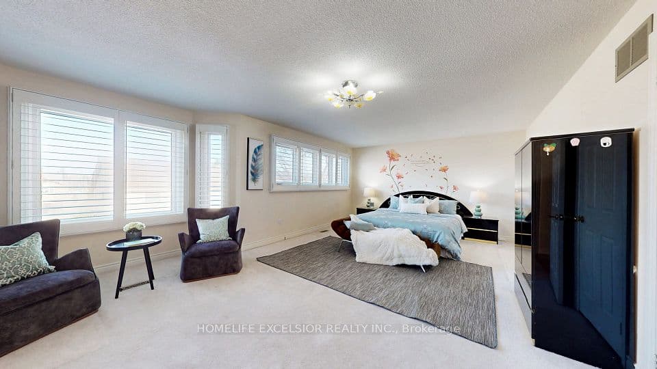 Home staging at Atwood Ct — project photograph 3