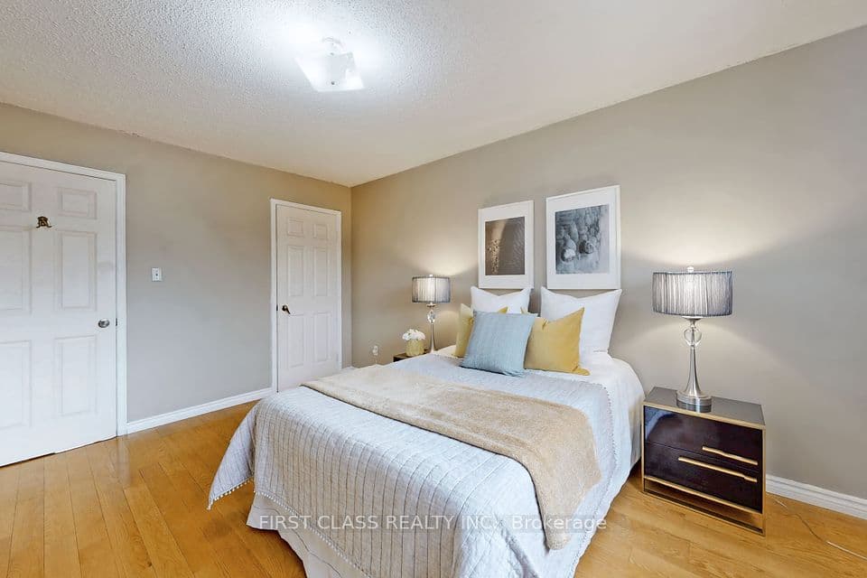 Home staging at Ironwood Ct — project photograph 11