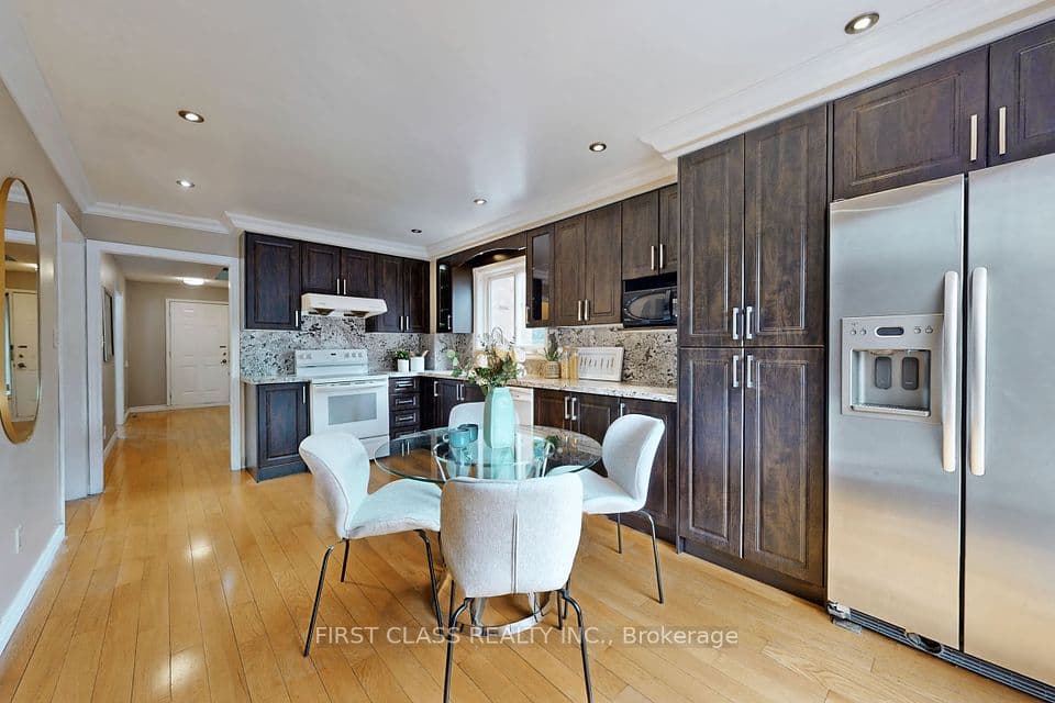 Home staging at Ironwood Ct — project photograph 16