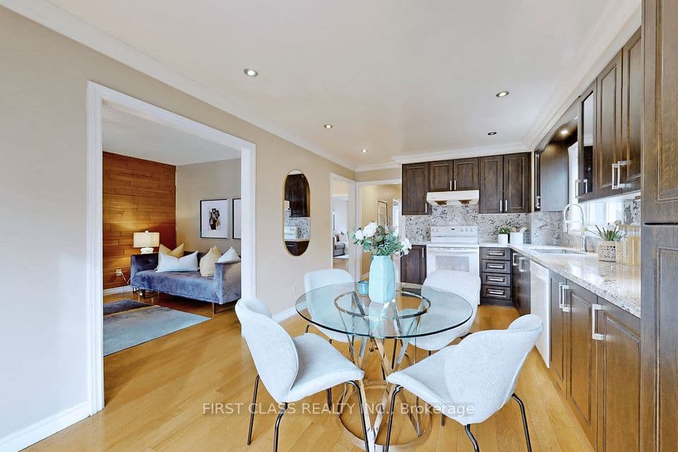 Home staging at Ironwood Ct — project photograph 18