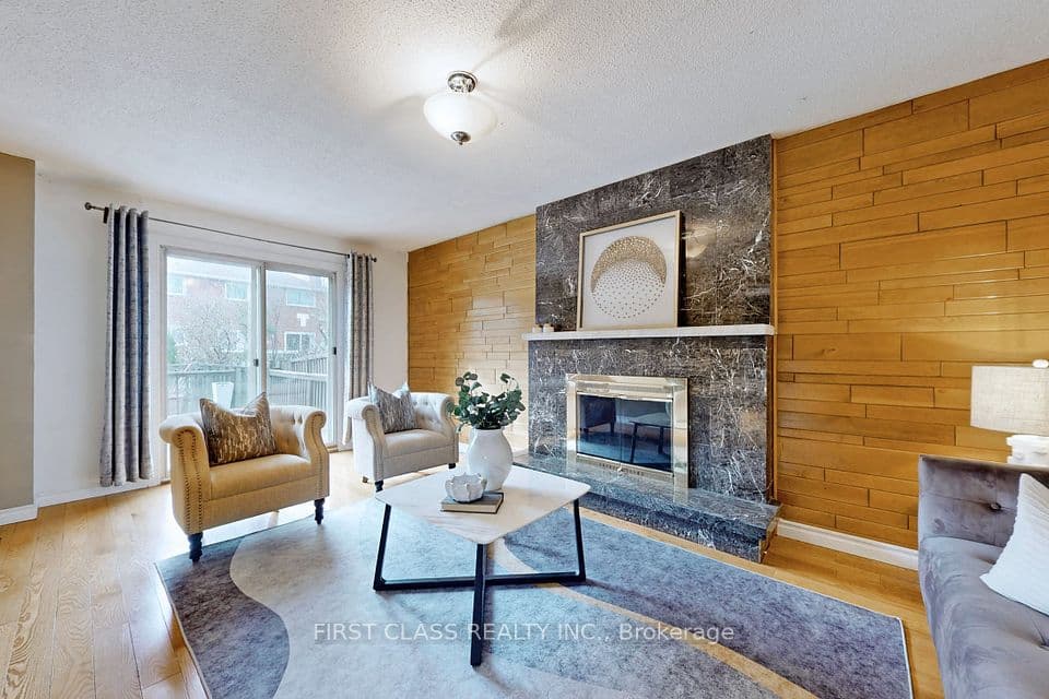 Home staging at Ironwood Ct — project photograph 19