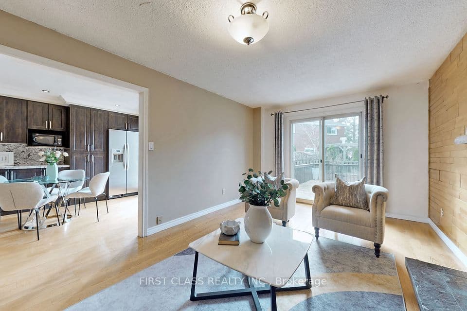 Home staging at Ironwood Ct — project photograph 20