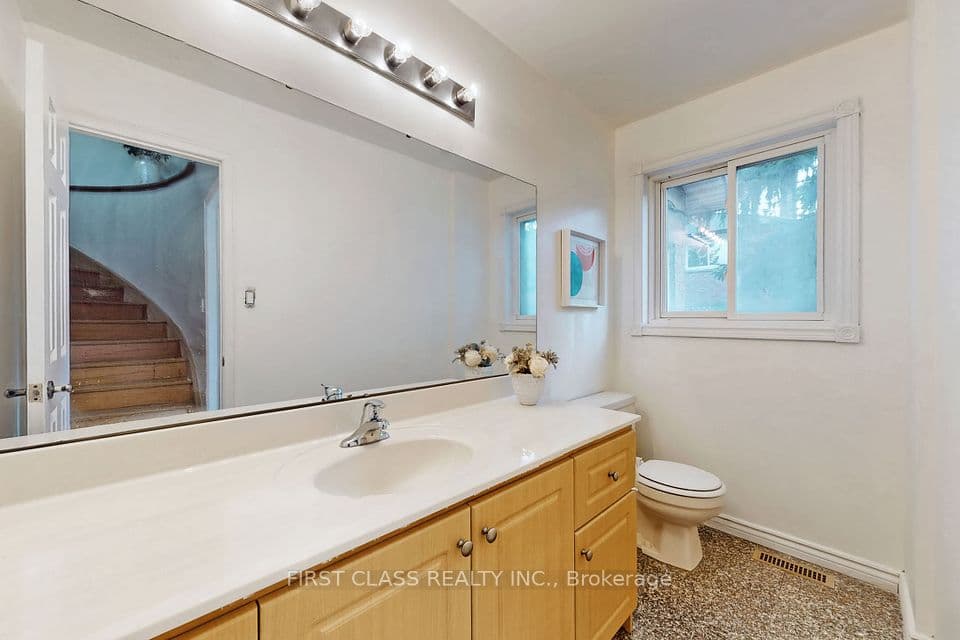Home staging at Ironwood Ct — project photograph 3