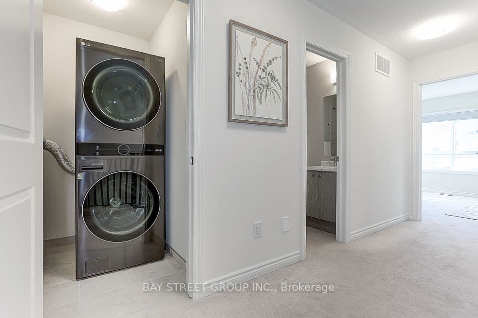 Home staging at Chicago Ln — project photograph 19