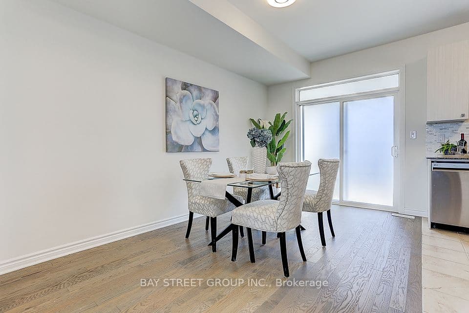 Home staging at Chicago Ln — project photograph 21