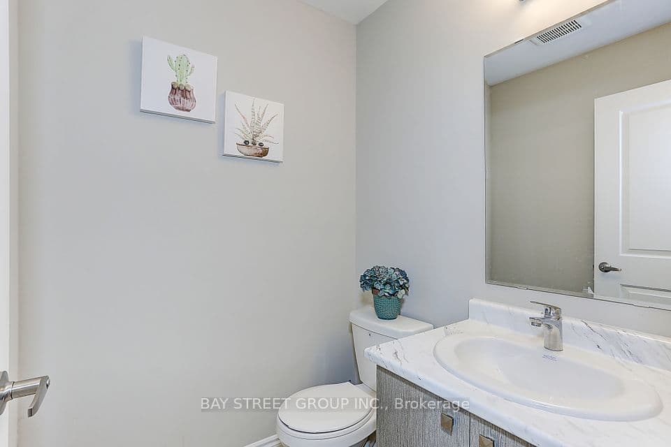 Home staging at Chicago Ln — project photograph 4