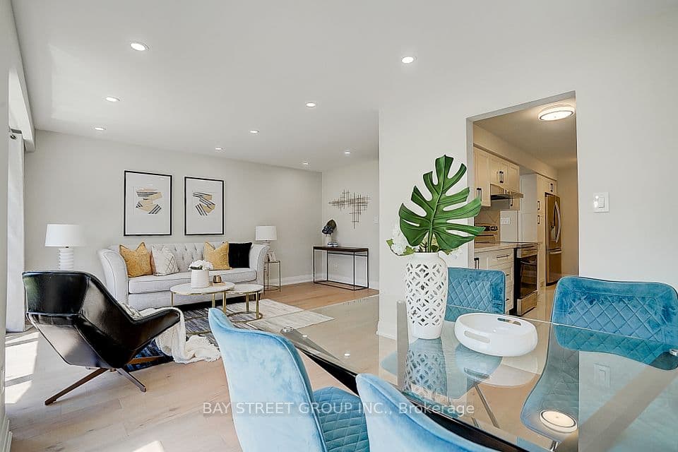 Home staging at Belinda Square — project photograph 20